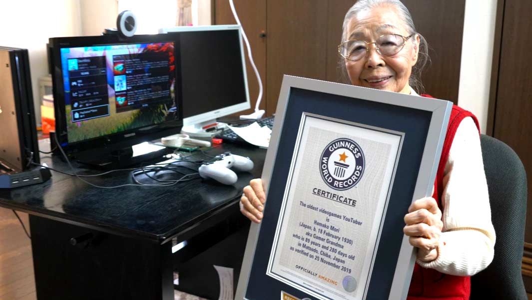 “我今年90岁，我是YouTube上最老的游戏博主”