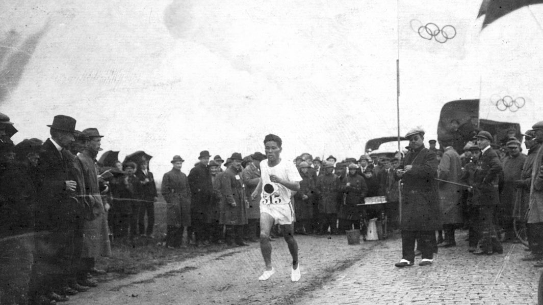 史上历时最长的马拉松：运动员半个世纪后冲破终点线