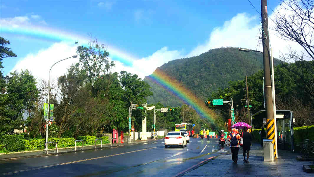 观测到的持续时间最长彩虹亮相台湾